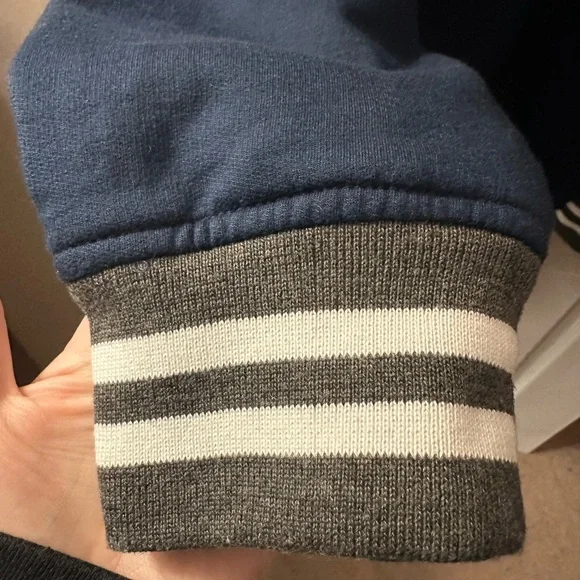 Licensed University of Michigan Zip up hoodie by franchise club. Rare. - Picture 6 of 9